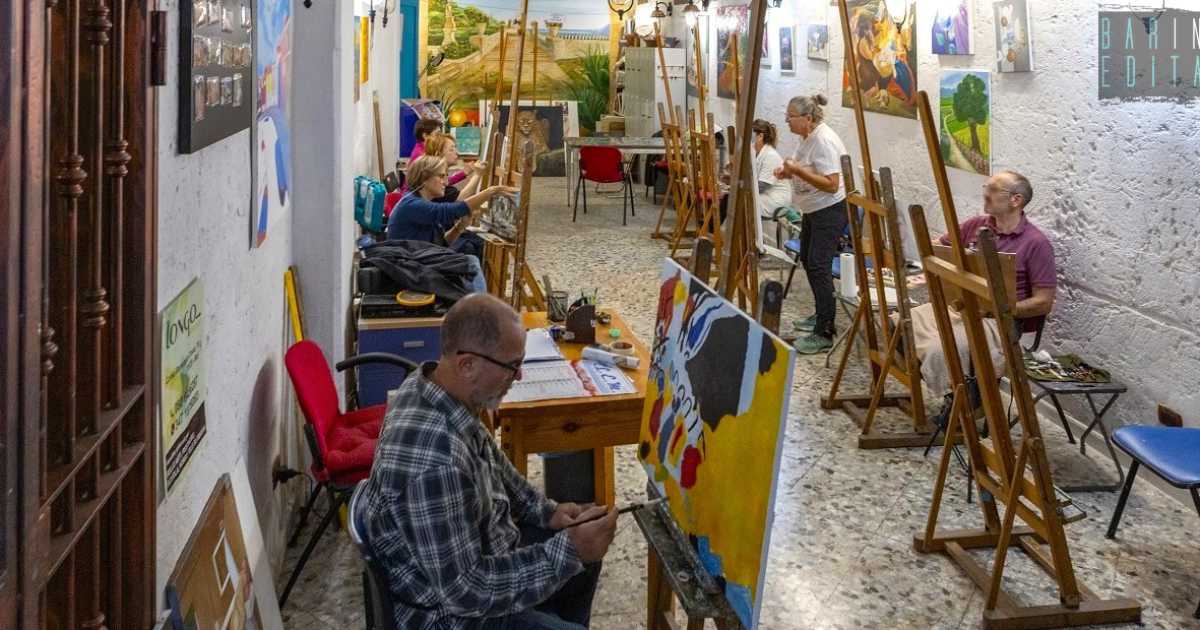 Bari, "Artisti in Bottega": da 25 anni nel rione San Pasquale c'� un rifugio per aspiranti pittori
